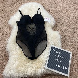 NWT Jessica Simpson Black Lace Lingerie Sz Medium